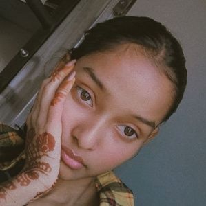 Meet your Posher, Vishakha